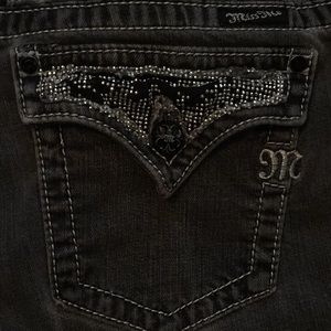 Miss Me Jeans, Bling Boot, Distressed 31x35 Inseam